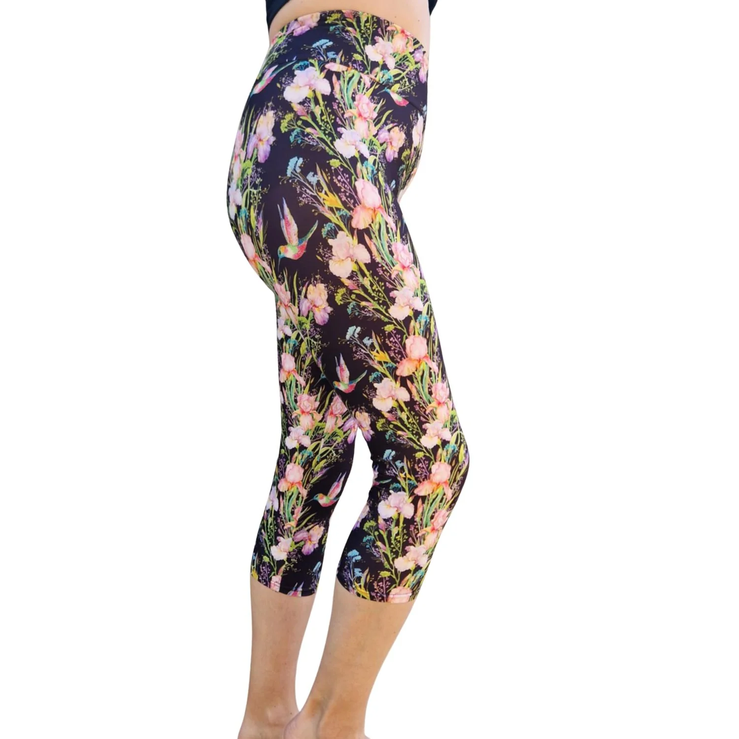 24/7 Capri Leggings β Hummingbird Delight