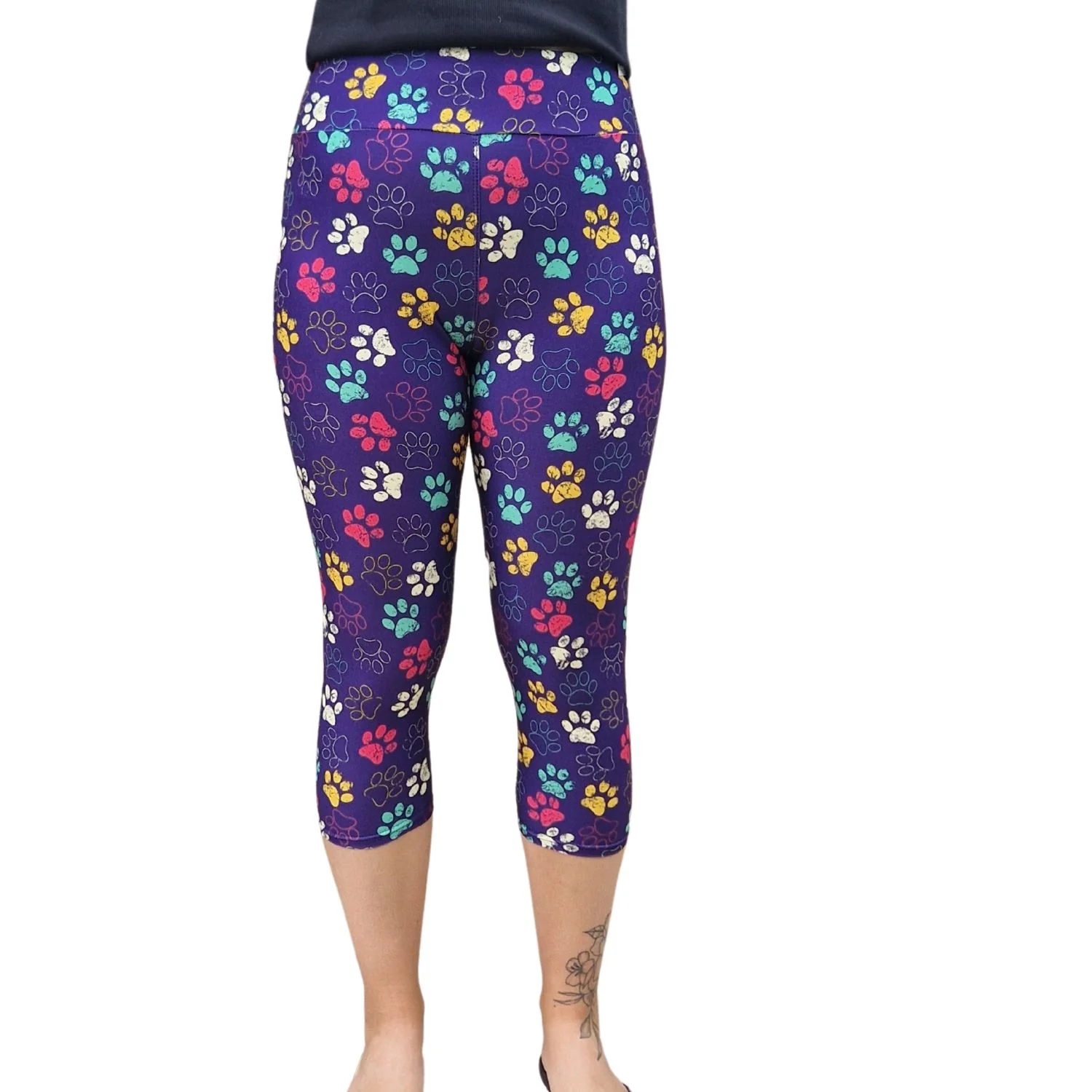 24/7 Capri Leggings β Paw Prints - Image 2