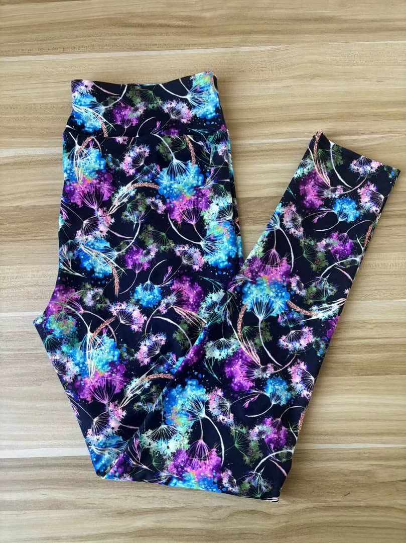 24/7 Full Length Leggings β Wishes Pattern - Image 2